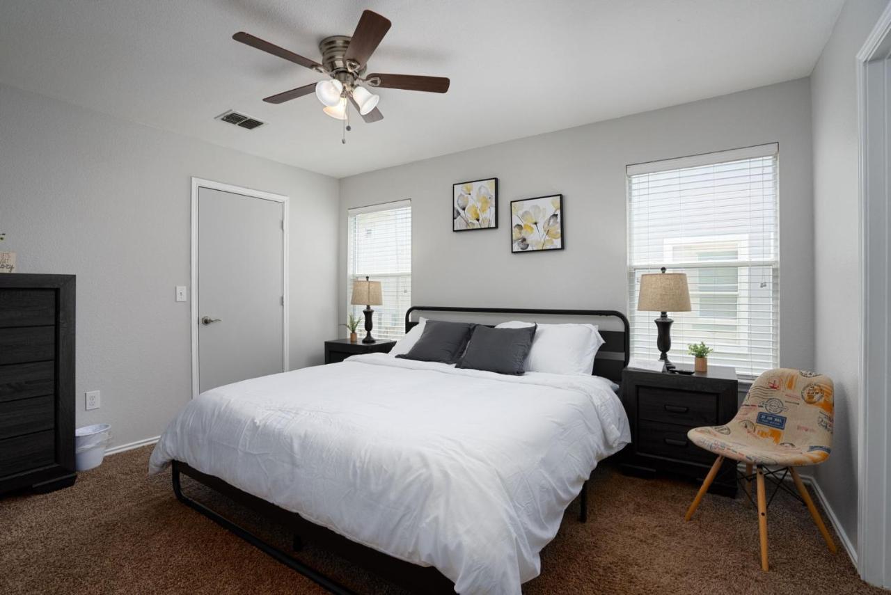 Сasa de vacaciones Cozy 4/3 Entire House *lackland Afb* Seaworld* San Antonio