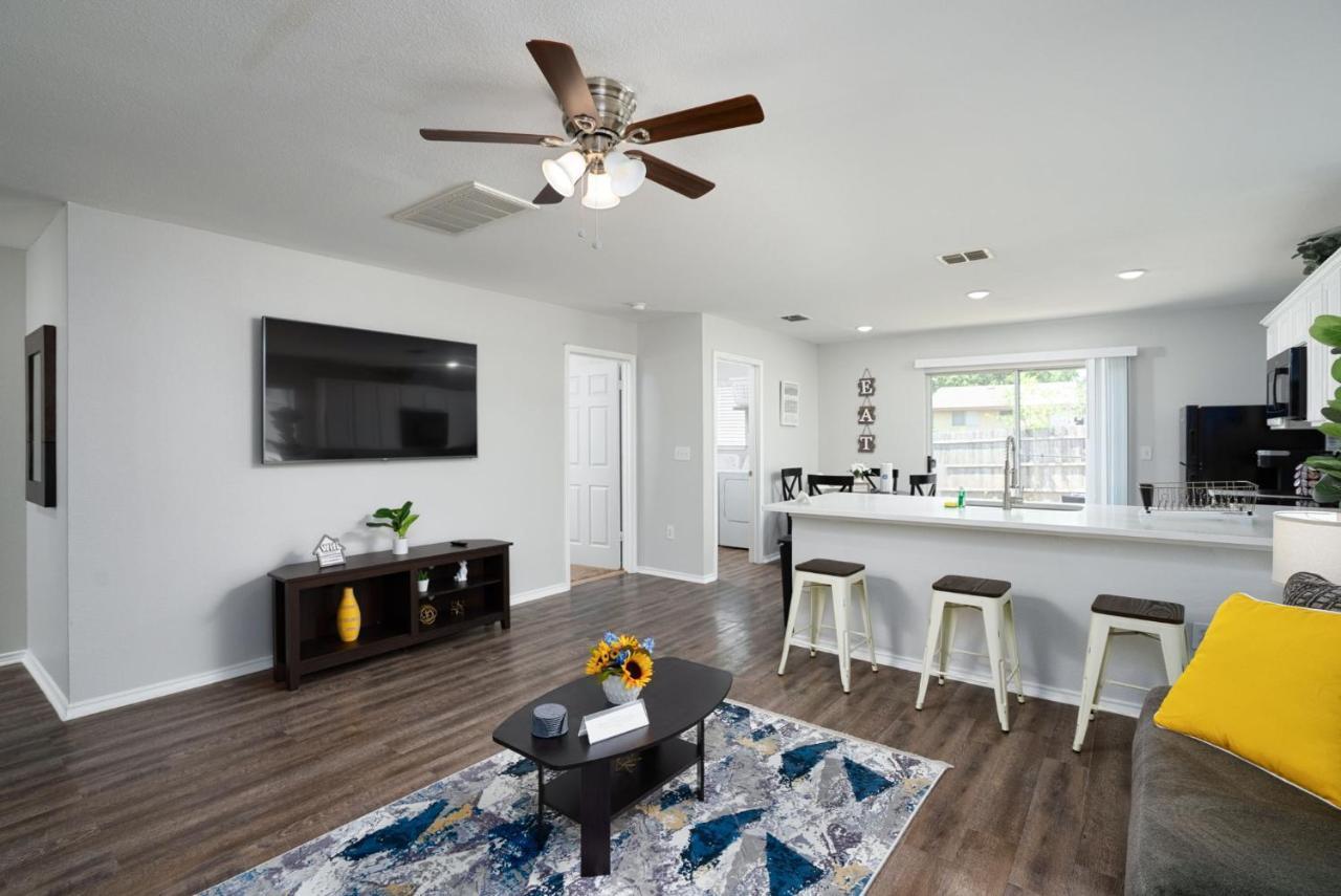 Сasa de vacaciones Cozy 4/3 Entire House *lackland Afb* Seaworld* *
