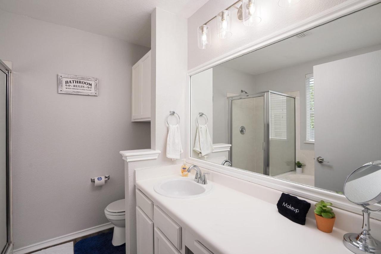 Сasa de vacaciones Cozy 4/3 Entire House *lackland Afb* Seaworld*